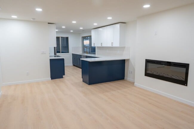 Photo - 4015 SW Thistle St Unit A