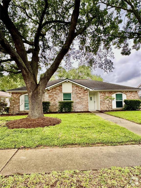 Building Photo - 12027 Meadow Hollow Dr Rental