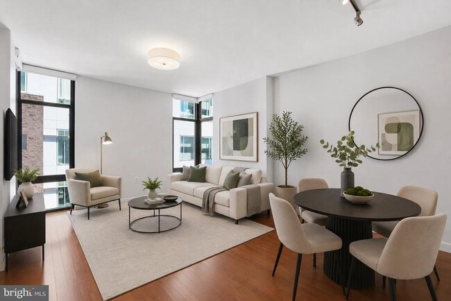 Photo - 1010 Massachusetts Ave NW Unit 812