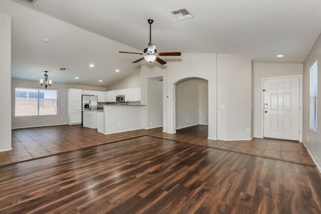 Photo - 484 W Gascon Rd