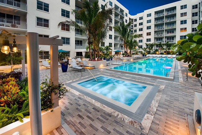 Photo - Berkshire Lauderdale By The Sea Apartamentos