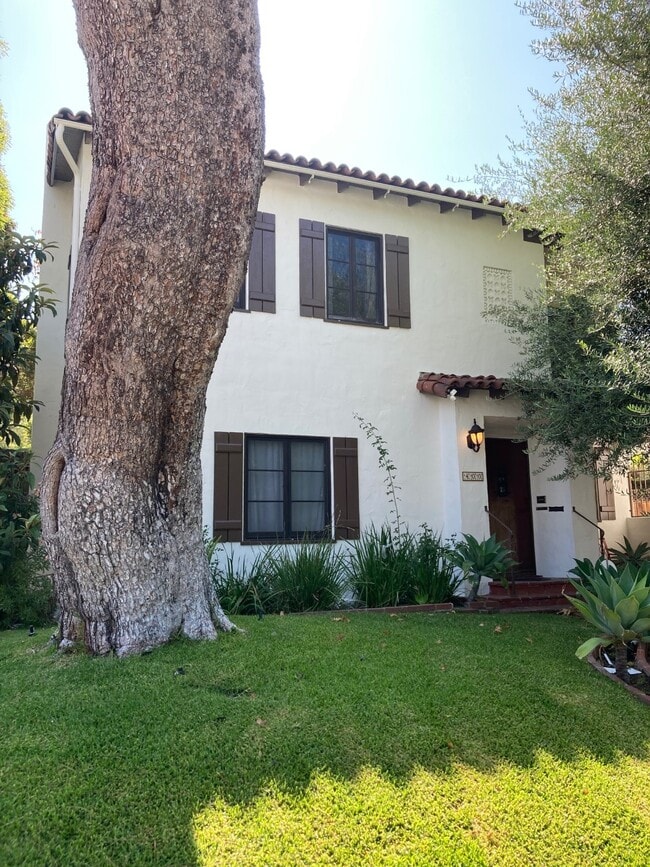 400 S Citrus Ave