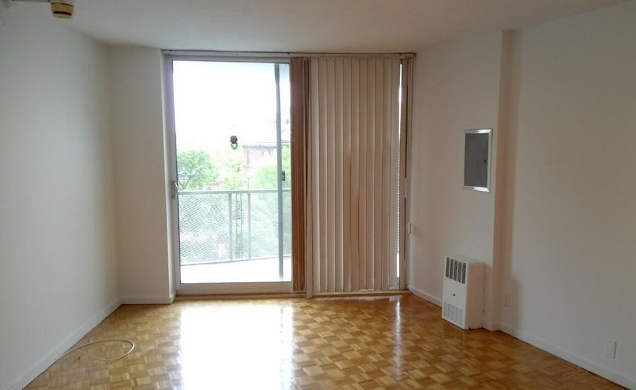 *Pictures are representative samples of the advertised unit. In some cases, the actual units you tou - 16 Winchester St Apartamentos Unidad 33