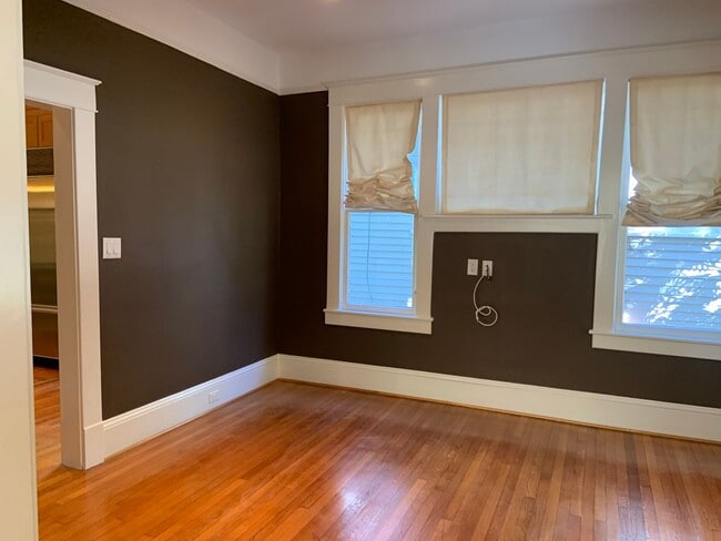Photo - First Floor Unit For Rent Near UNCG!