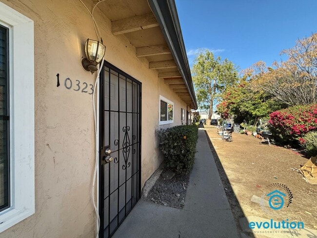 Photo - 10323 Park Ave