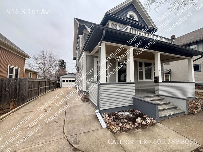Photo - 916 S 1st Ave