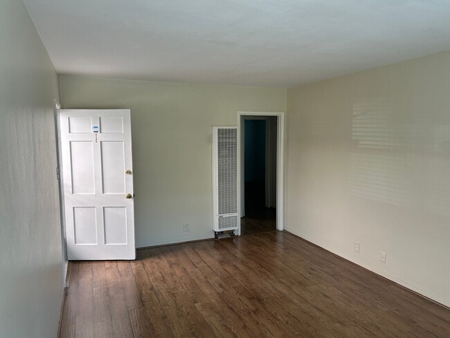 Photo - 4115 E Ocean Blvd Unidad 1