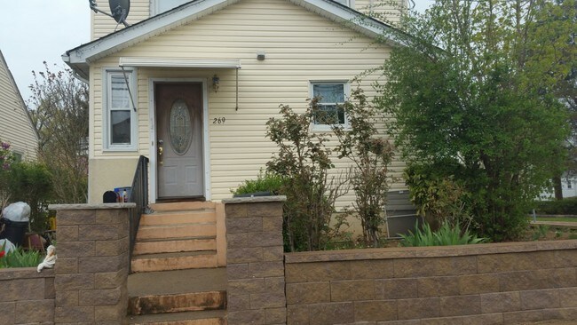 Photo - 270 N 1st Ave