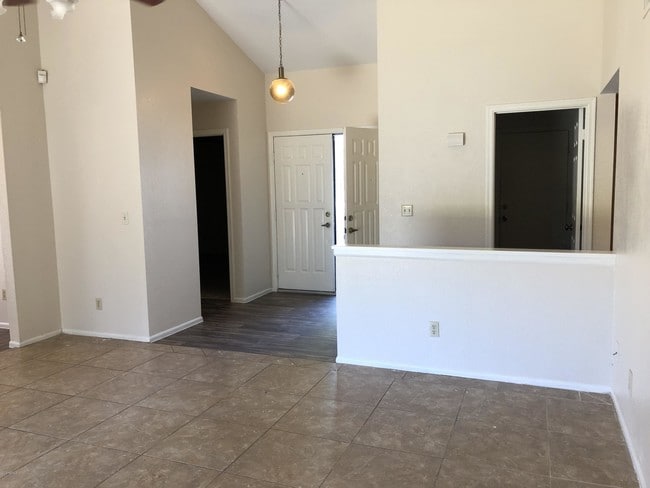 Photo - 5533 W Cholla St