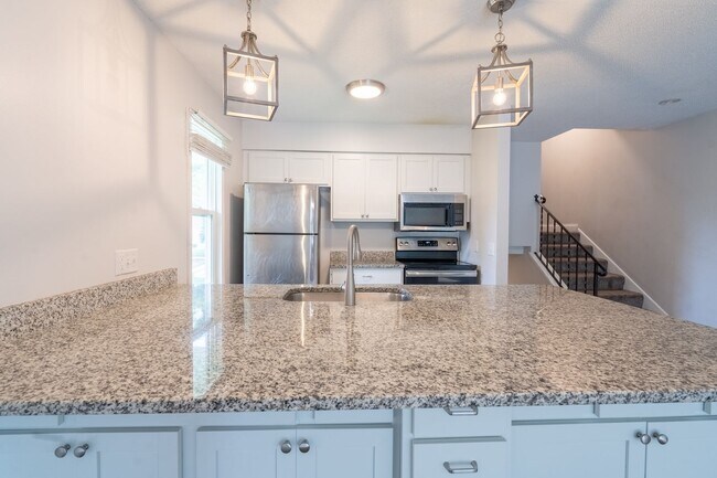 Photo - 3613-3615 Rhode Island Ave South Unidad 3615