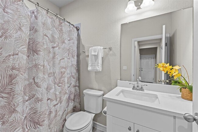 Photo - 11804 Saddle Rock Dr