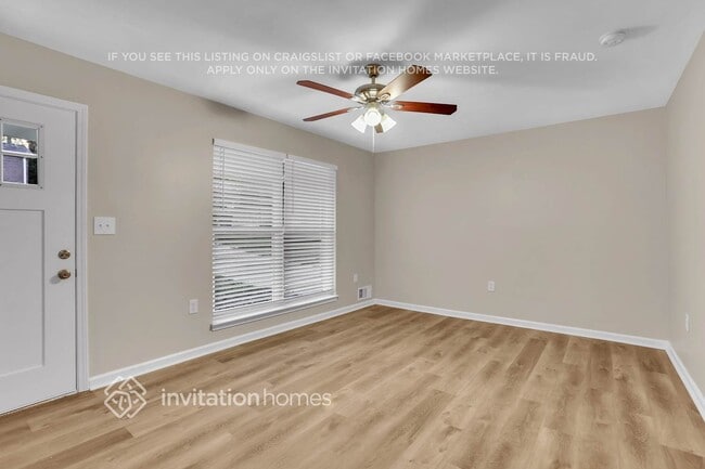 Photo - 4422 Lovridge Dr SW