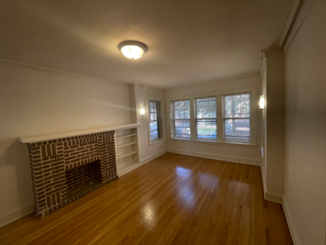 Photo - 2143 W Chase Ave Apartment Unit 1
