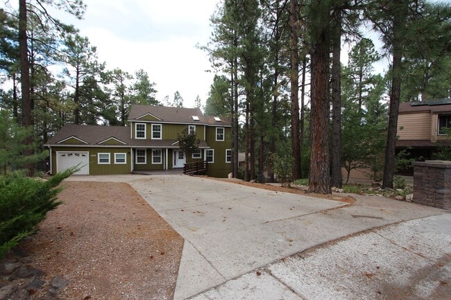 Your University Heights Retreat: 5 Bedroom... - Your University Heights Retreat: 5 Bedroom... House