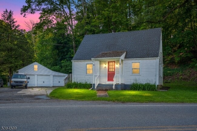Photo - 110 Lake Iliff Rd Casa