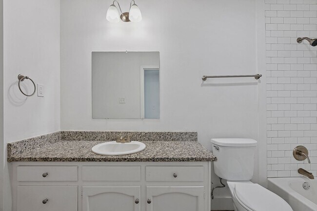 Photo - Redmont Square