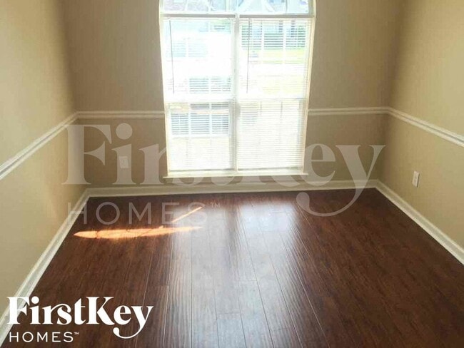 Photo - 6706 Einat Cove