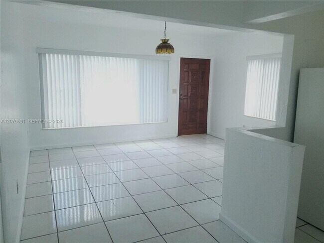 Photo - 1240 SW 22nd Terrace Unit 1