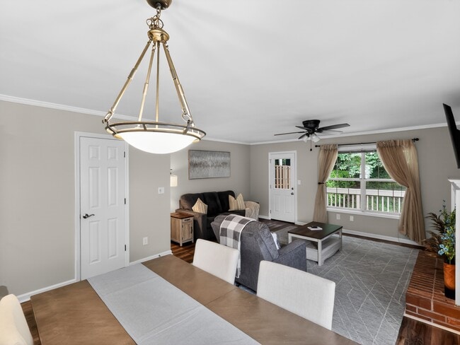 Photo - 5124 Laurel Bridge Ct SE
