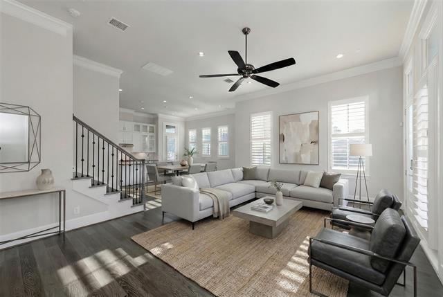 Photo - 700 Wooster Ln