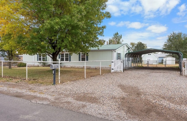 Photo - 8 Phillips Dr