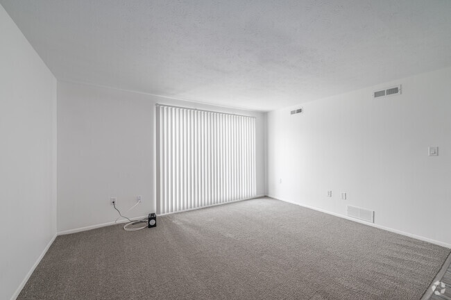 1BR 1BA