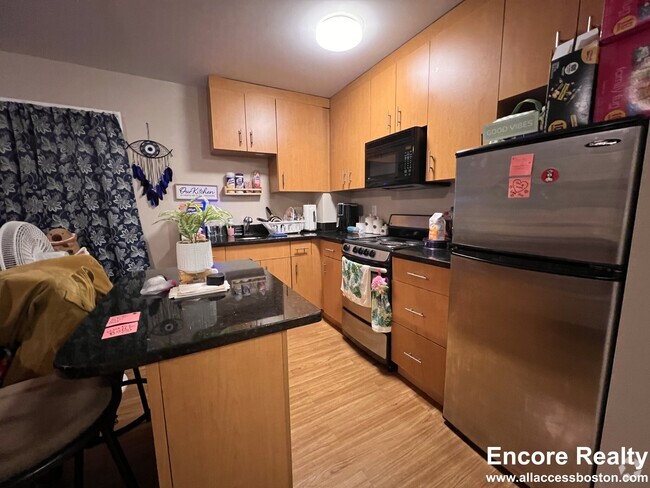 Building Photo - 461 Park Dr Unit #G04 Rental