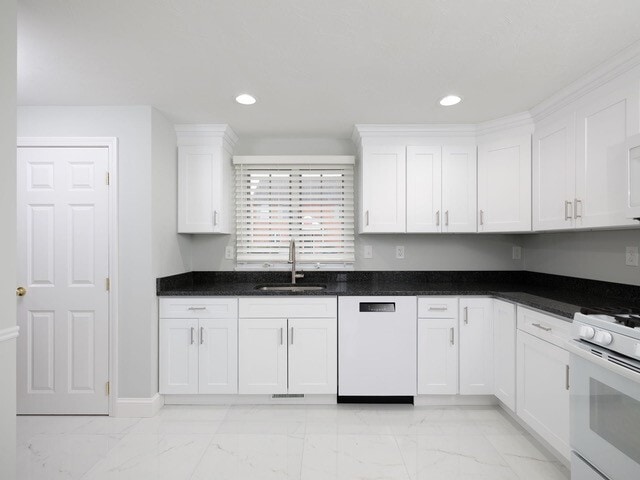 Photo - 8 Eugene Way