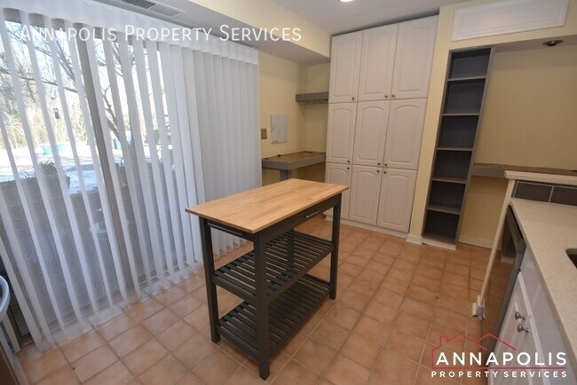 Photo - 2008 Quay Village Ct Unidad T1