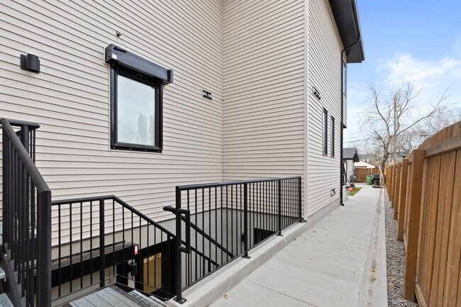 Photo - 11710-11125 125 St NW Unit BSMT 3