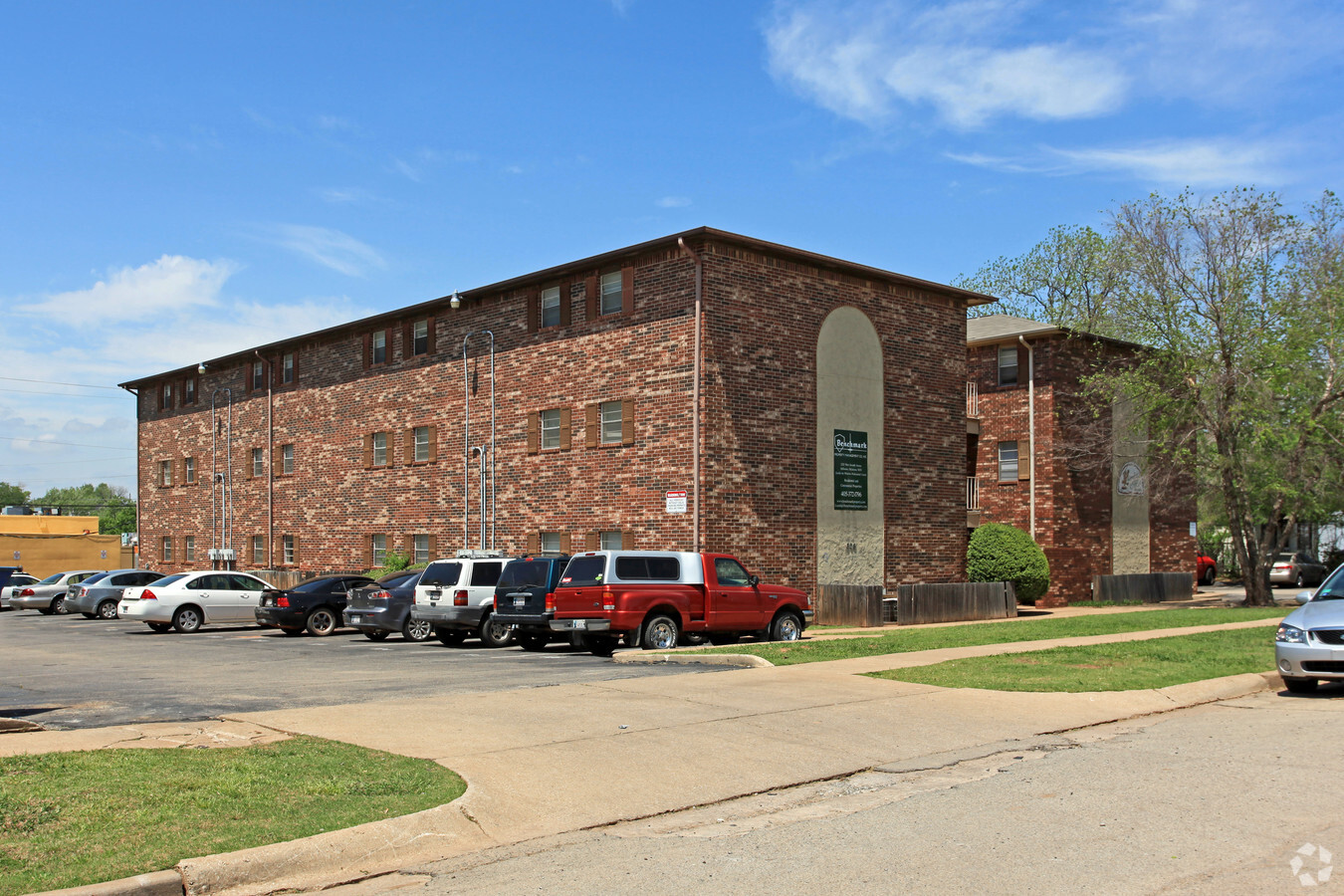 Eagle's Nest - Eagle's Nest Apartments