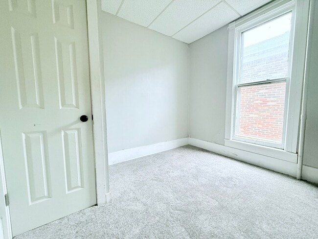 321 Clay St Unit 2