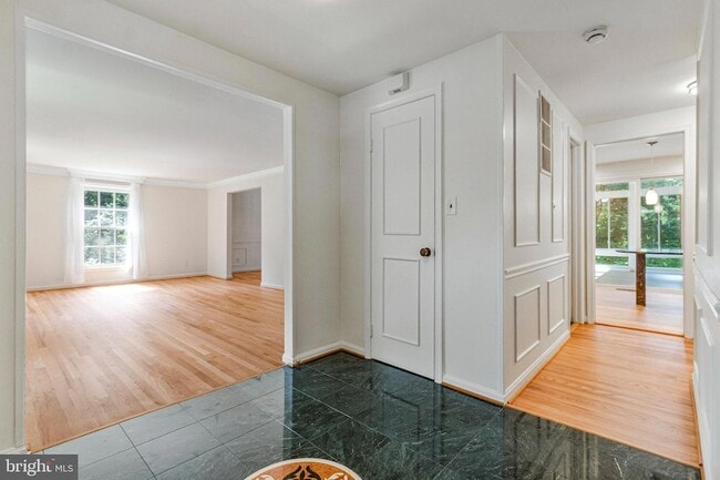 Photo - 4203 Pickering Pl