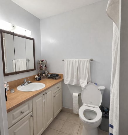 Photo - 2871 W 76th St