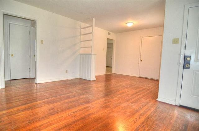 Photo - 7746 Colebrook Dr