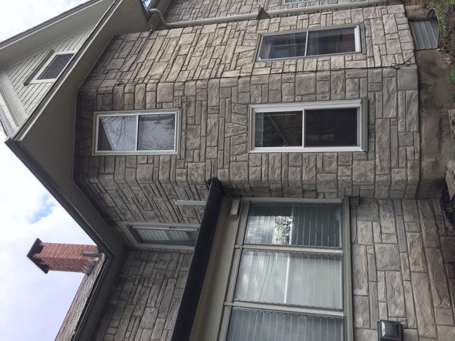 Photo - 874 Porter St