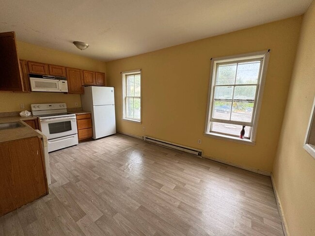 Photo - 85 Montgomery St Unidad 1