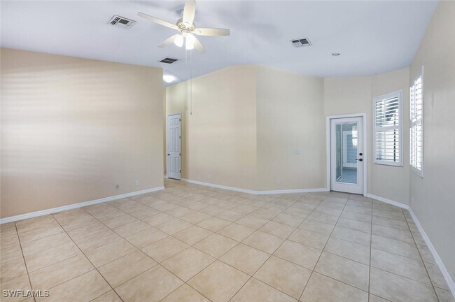 Photo - 366 Burnt Pine Dr