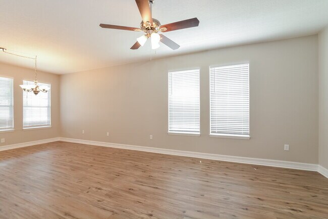 Photo - 3303 Primrose Willow Dr