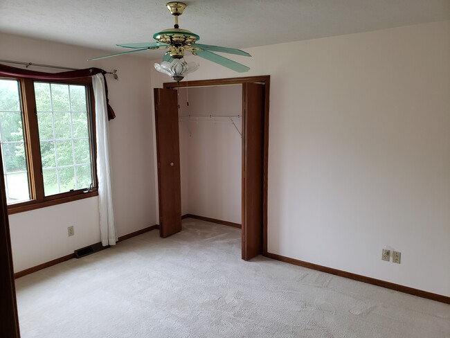 Photo - 5260 Silver Dawn Ln