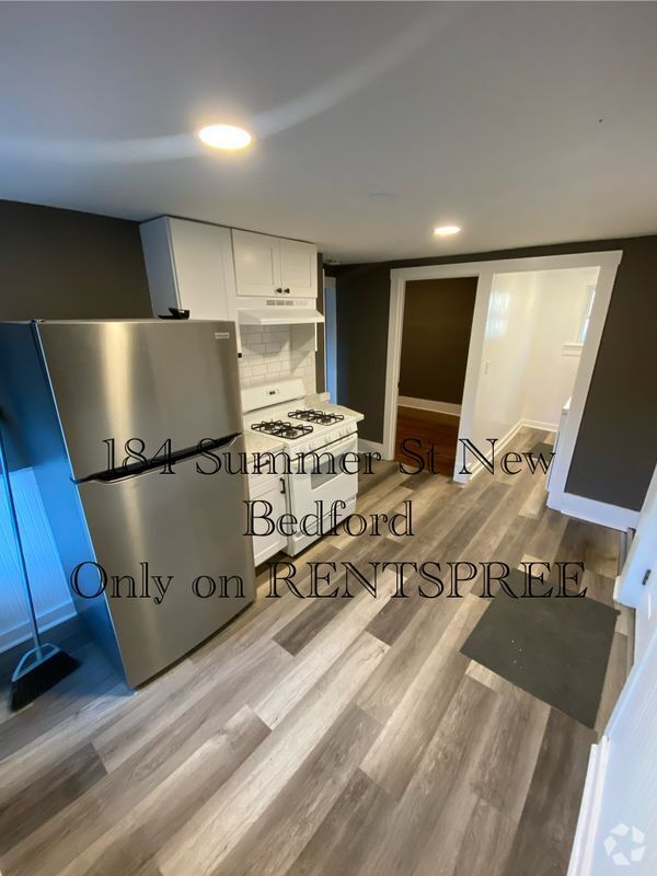 Building Photo - 184 Summer St Rental