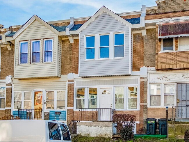 Photo - 6082 Chester Ave