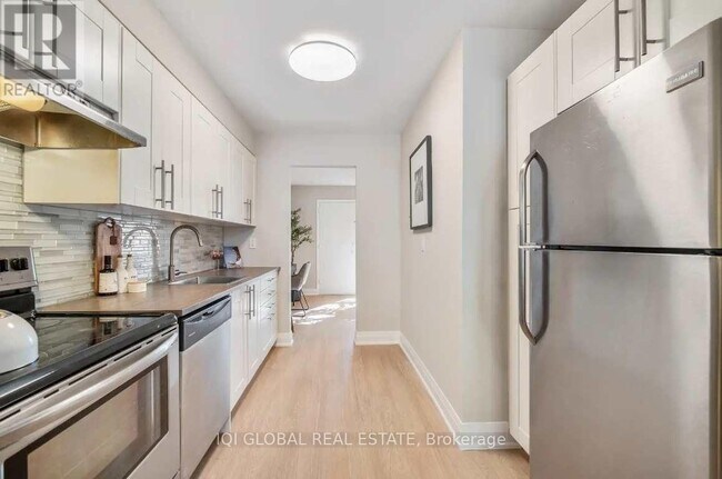 Photo - 14 Rock Fern Way