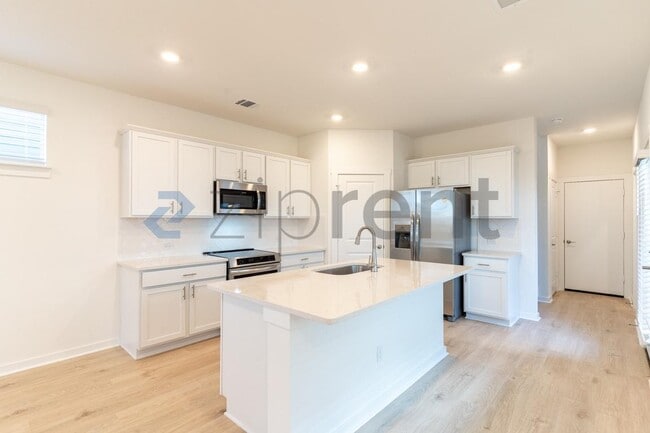 Photo - 2421 Wallin Bradley Dr