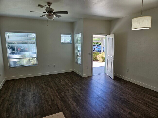 Photo - 8053 E Thomas Rd Unit 1313
