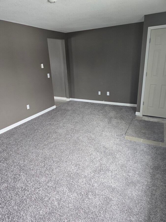 Cree Triplex - Cree Triplex Unit 3