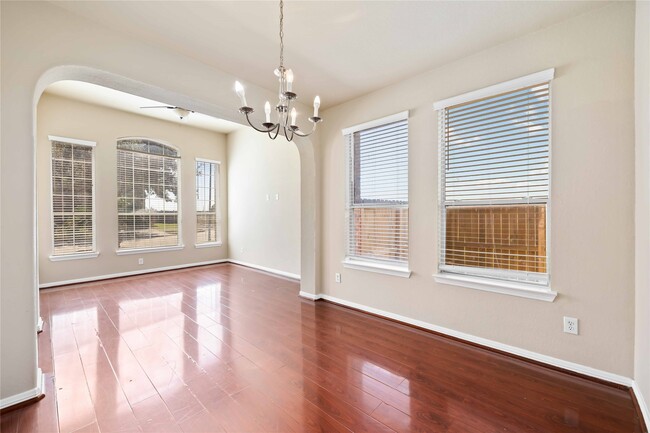 Photo - 6303 Atlasridge Dr