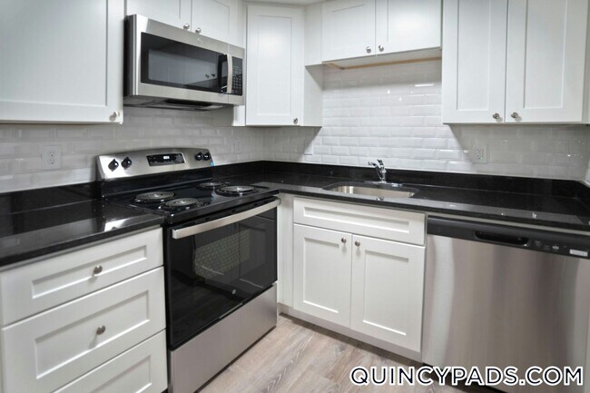 61 Presidential Dr Unit 1