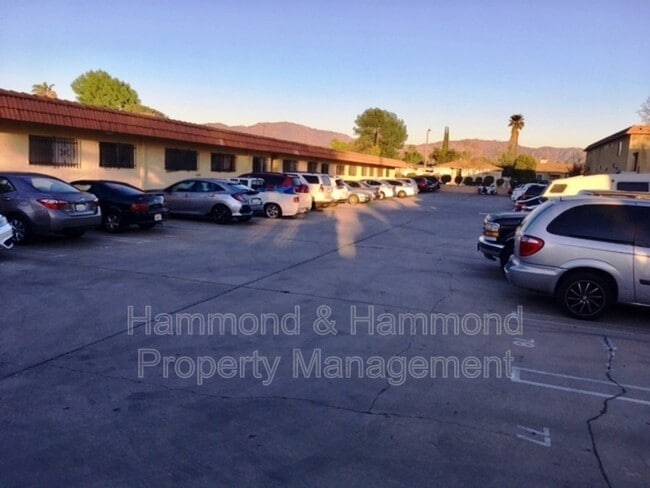 7924 Laurel Canyon Blvd Unit 9