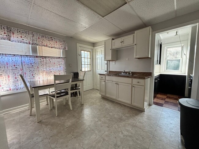 Photo - 114 Groveland St Unit 1FL